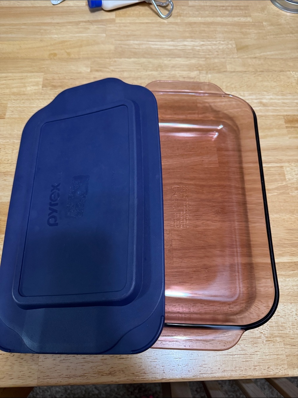Pyrex Clear Glass Baking Dish with Navy Silicone Lid